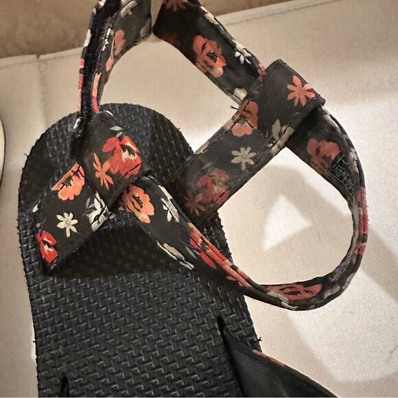 Teva Floral Platform Thong Chunky Casual Sandals Black Pink Red White Womens 10 - Picture 8 of 10